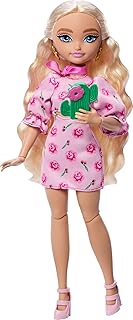 Barbie Dream Besties Festival Looks Set, Including Barbie “Malibu” Doll with Long, Blonde Stylized Hair, 10+ Removable Fashions & Accessories